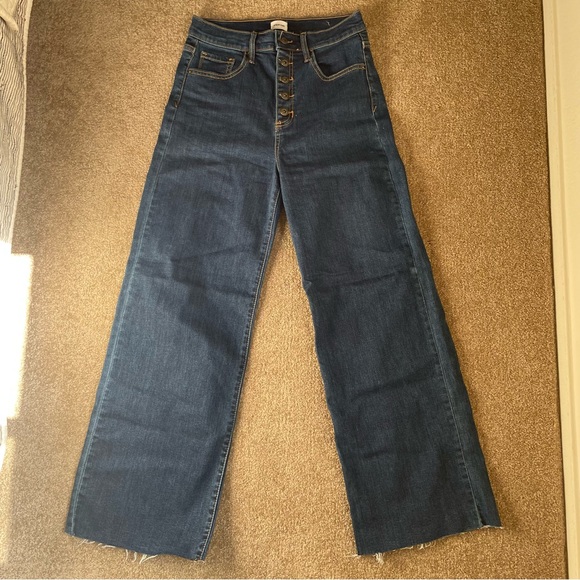 🌼High Rise Flared Leg Jean🌼 - Picture 2 of 5